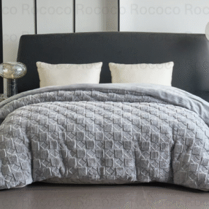 Haus n’ Rest Silver Grid Luxury Embossed Pink Quilt by Rococo Stately